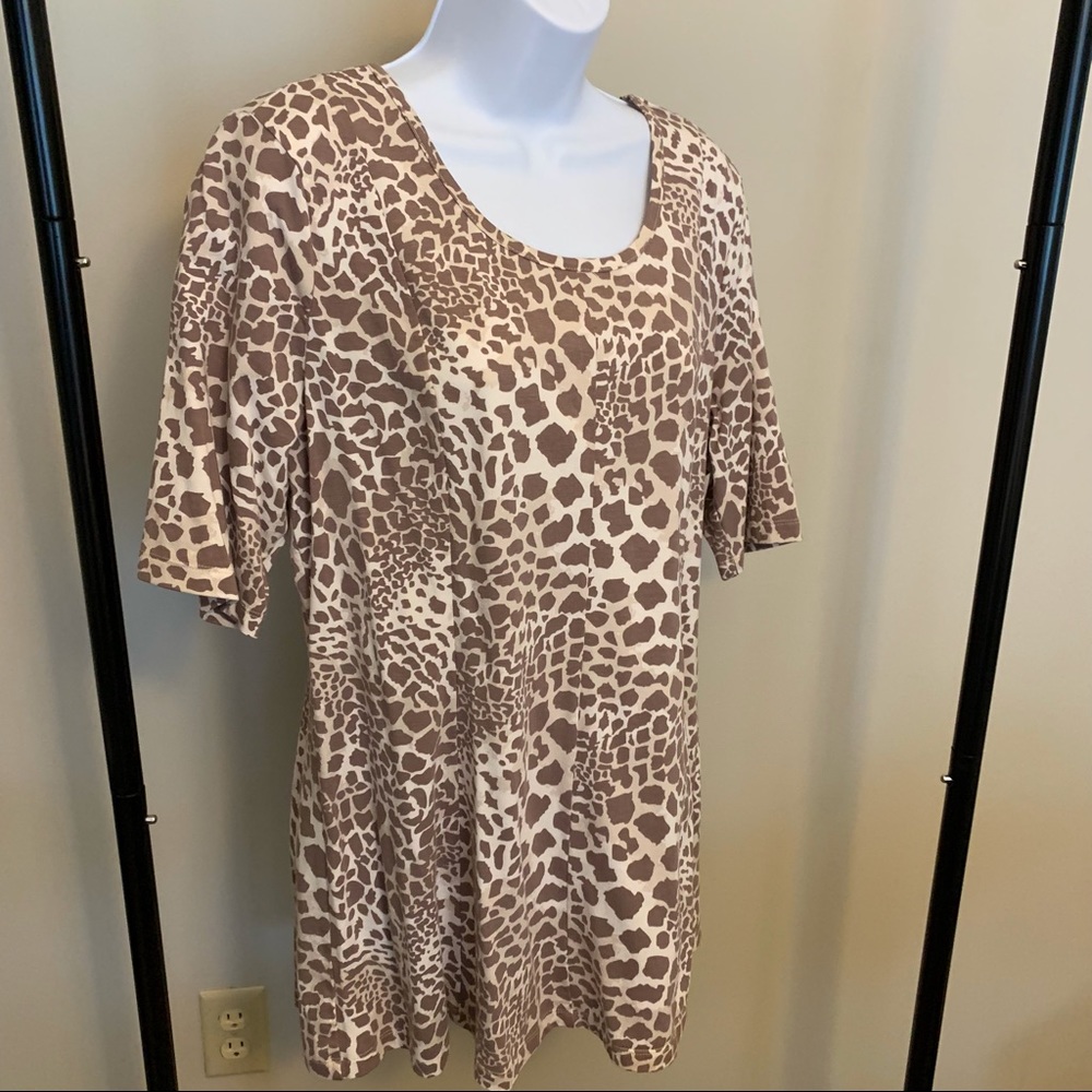 Denim & Co leopard print Cotton Tee